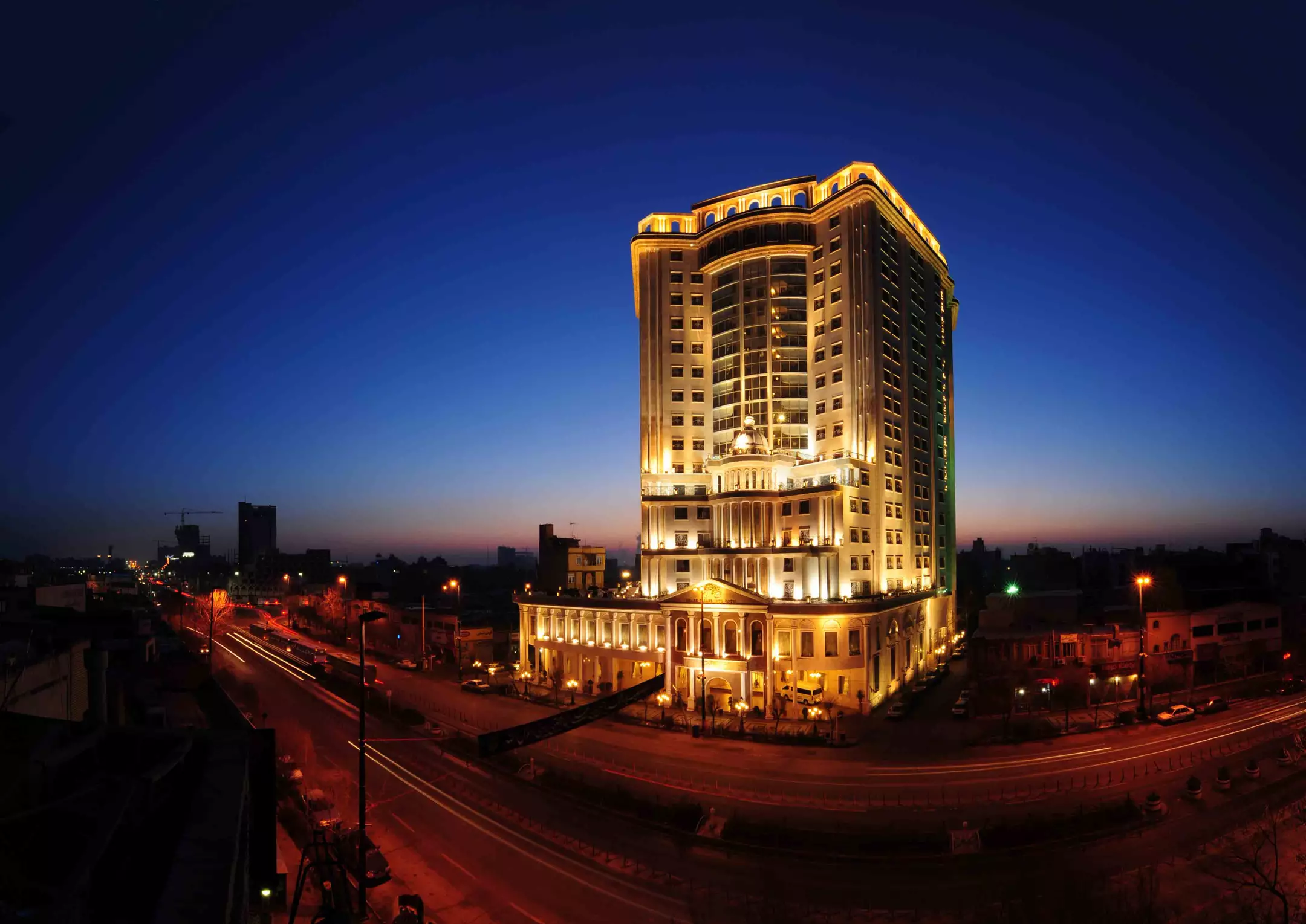 Alibaba https://cdn.alibaba.ir/ostorage/hotel-accommodation-images/6899d0caa1e6f83605b7dd7a_نمای-بیرونی.webp