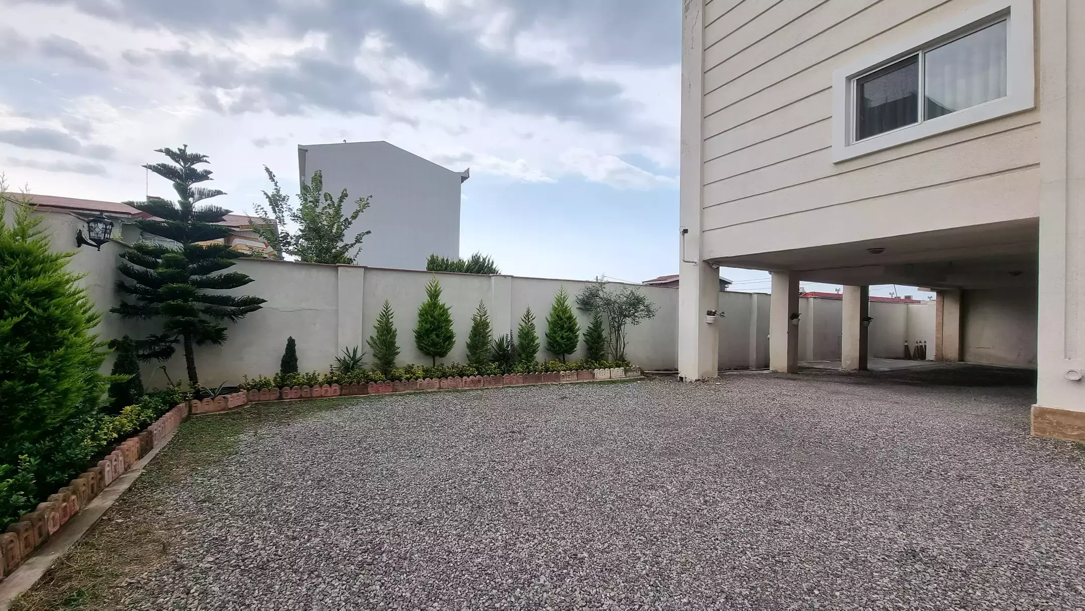 هتل آپارتمان شایان بندر انزلی