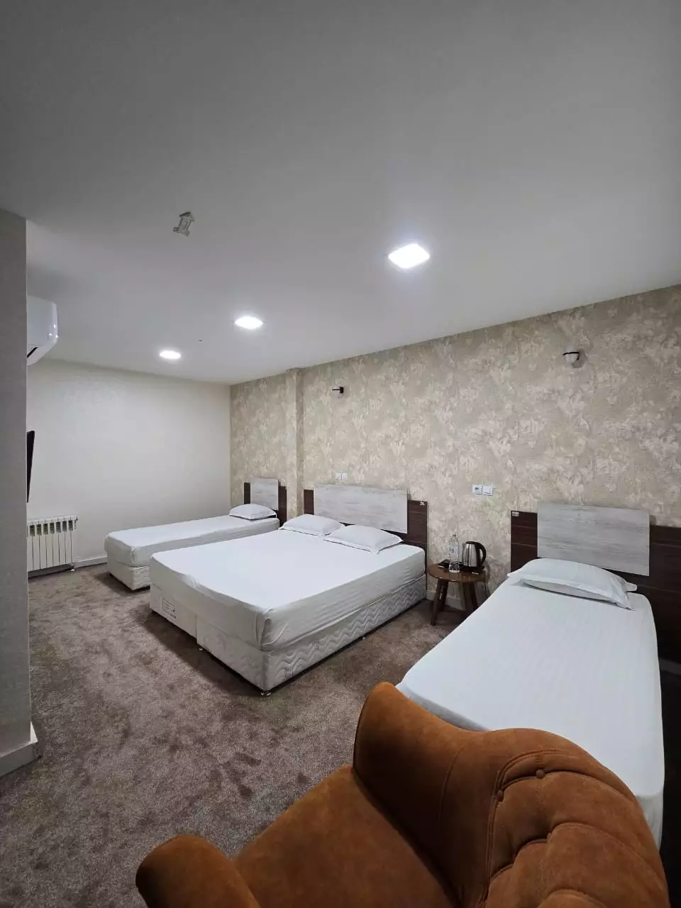 Alibaba https://cdn.alibaba.ir/ostorage/hotel-accommodation-images/68f75defa1e6f83605b7e811_چهار.webp