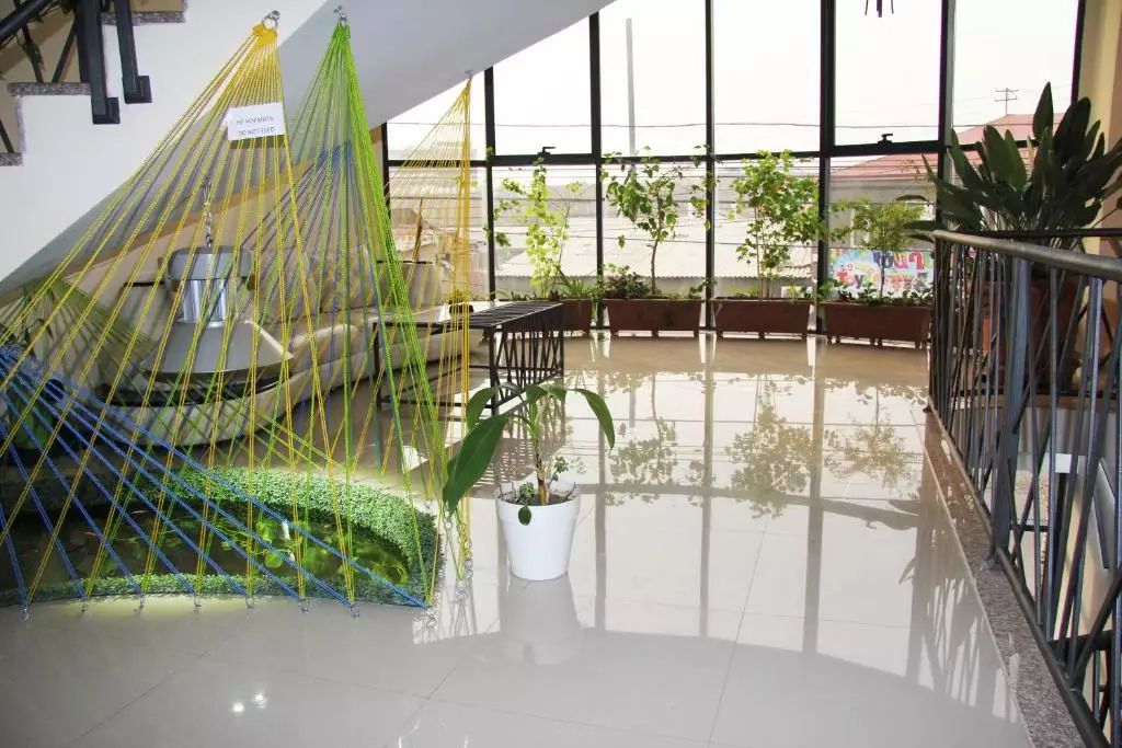 هتل نایس ایروان