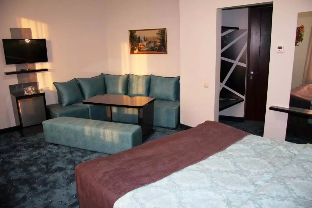 هتل نایس ایروان