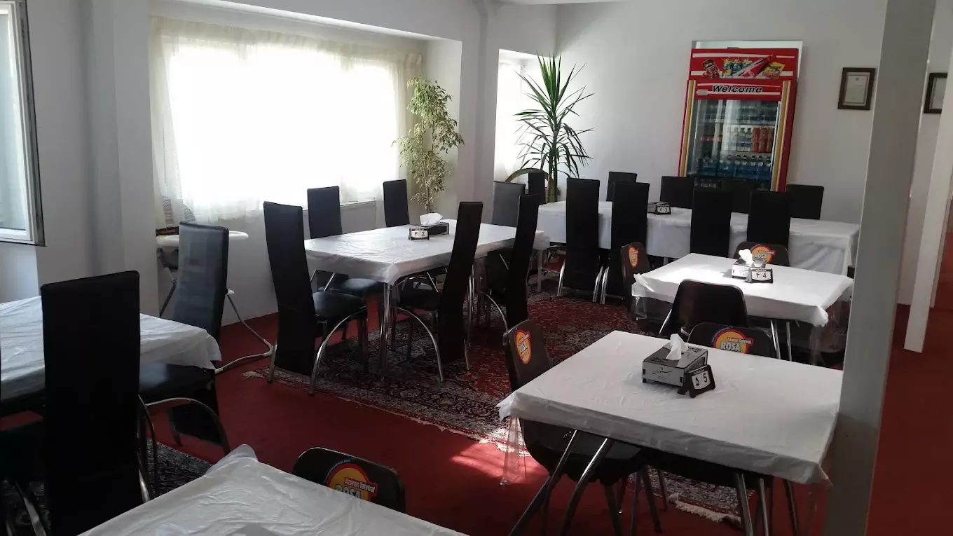 هتل مهمانپذیر اردیبهشت همدان