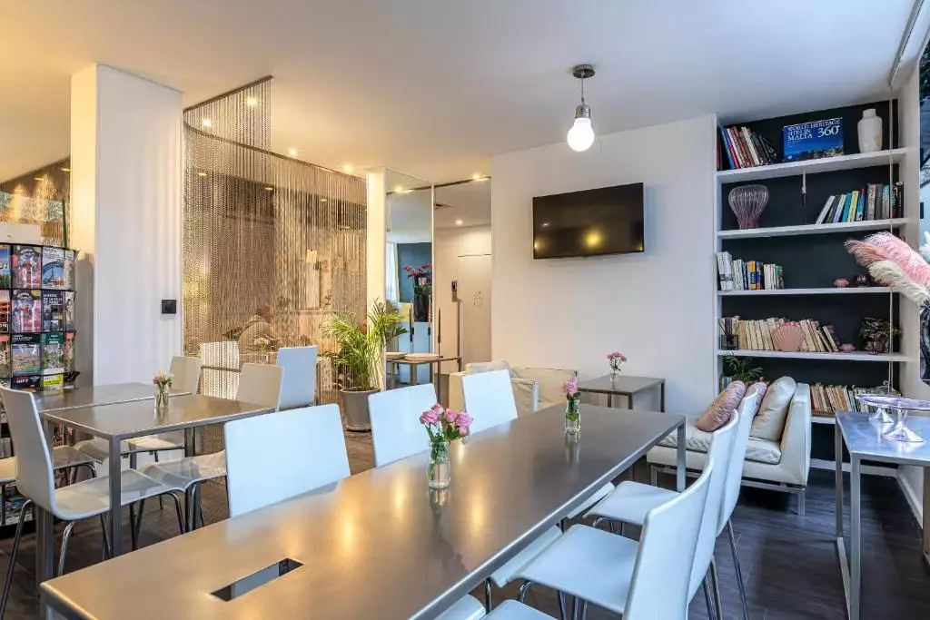 هتل گلسگو موناکو پاریس