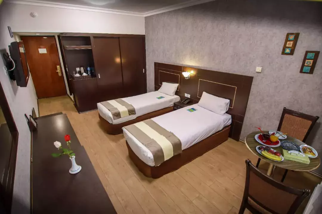 هتل پارسیان همدان