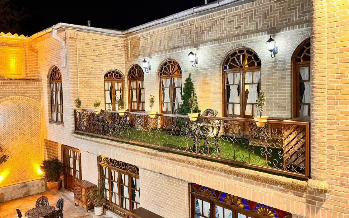 هتل بوتیک سنتی کرمانشاه