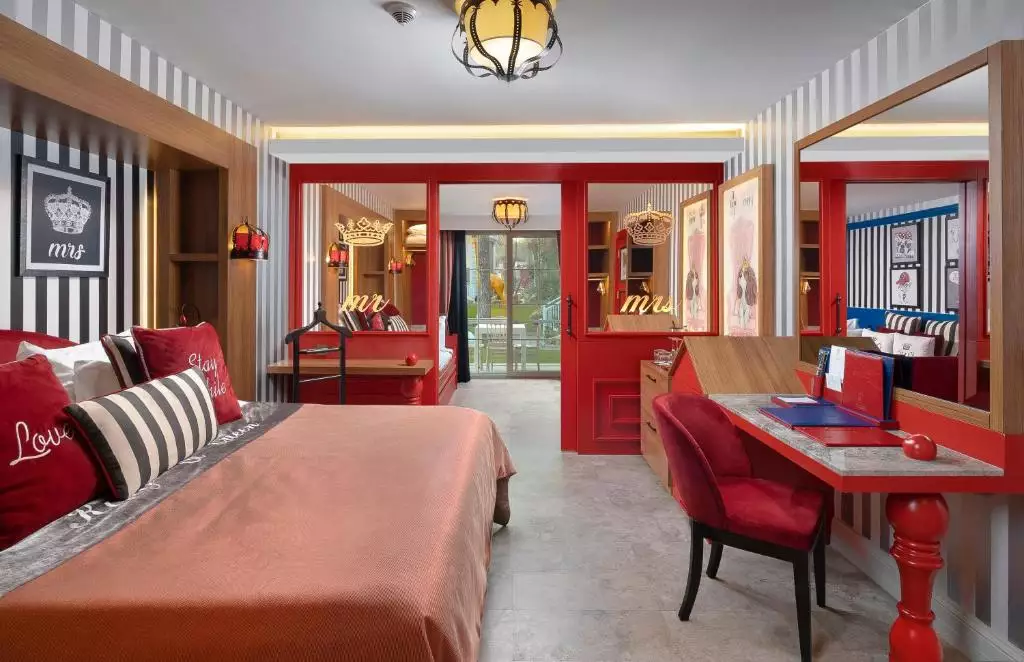 هتل سلکتیوم لاکچری ریزورت بلک