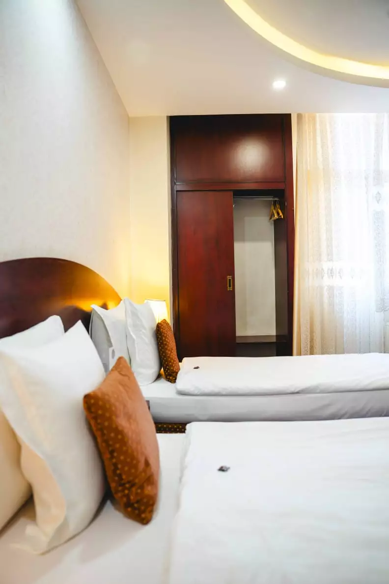 Alibaba https://cdn.alibaba.ir/ostorage/hotel-accommodation-images/699416f946ae9d8e6fb49e73_تویین.webp