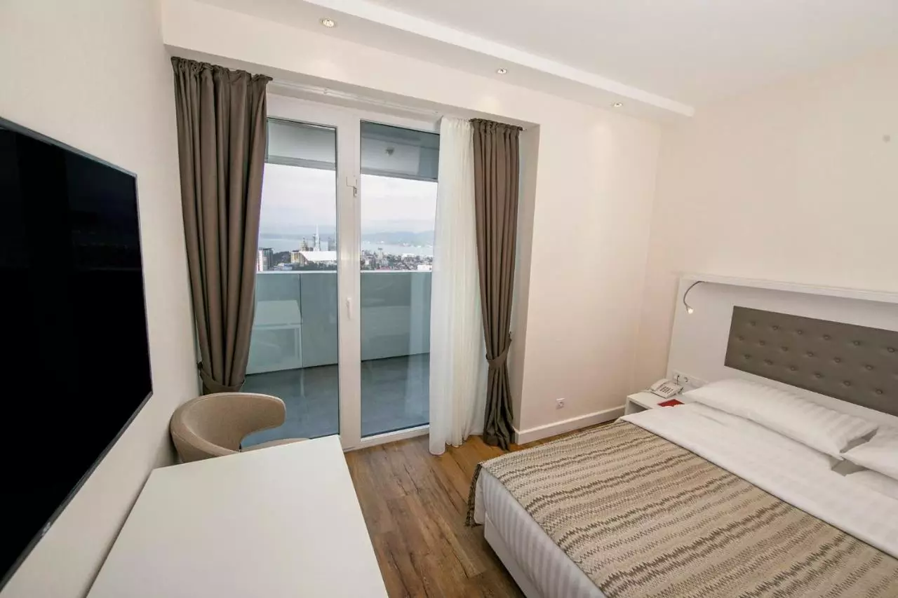 Alibaba https://cdn.alibaba.ir/ostorage/hotel-accommodation-images/69e7b1afeb1ae654aaa14f68_Batumi-Alliance-Palace-Batumi-0.webp