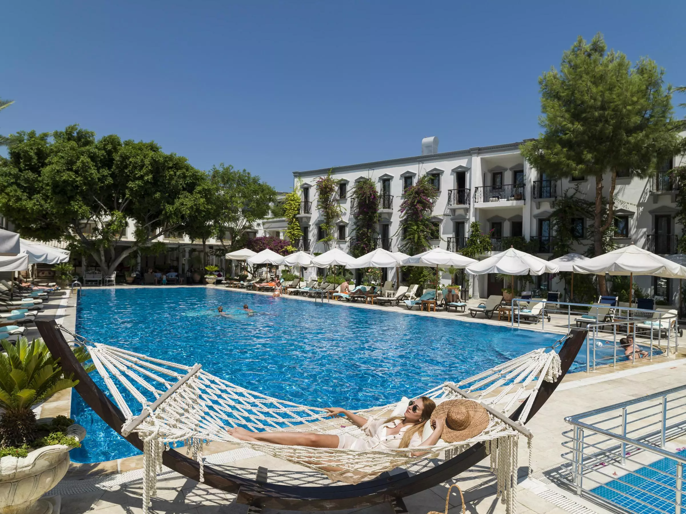 هتل DoubleTree by Hilton Bodrum Marina Vista بدروم