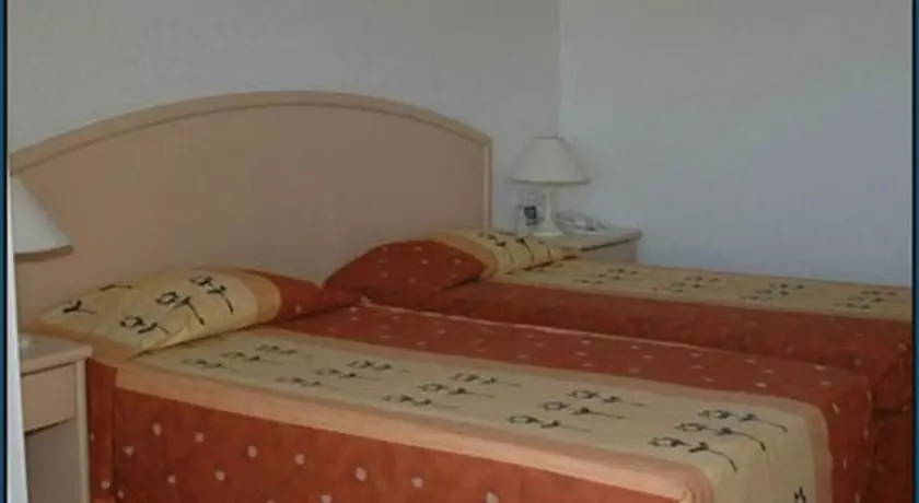 هتل آکسا جاست این بیچ Avsallar