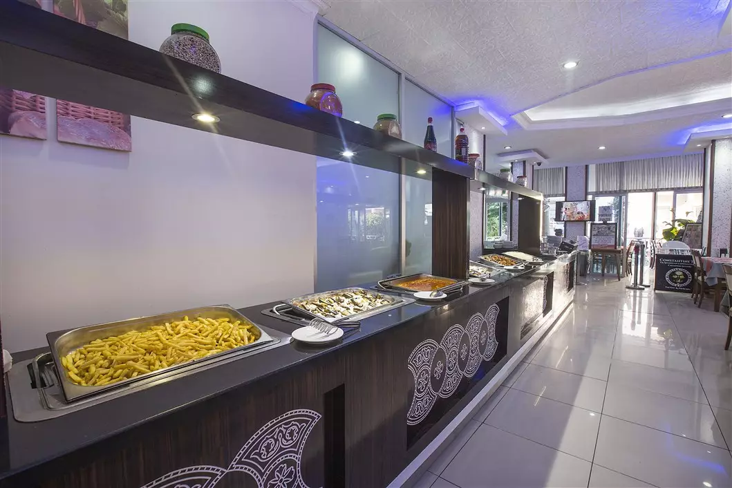 Alibaba https://cdn.alibaba.ir/ostorage/hotel-accommodation-images/69e7bb4beb1ae654aaa1552c_Alanya-Kleopatra-Arsi-Hotel-1.webp