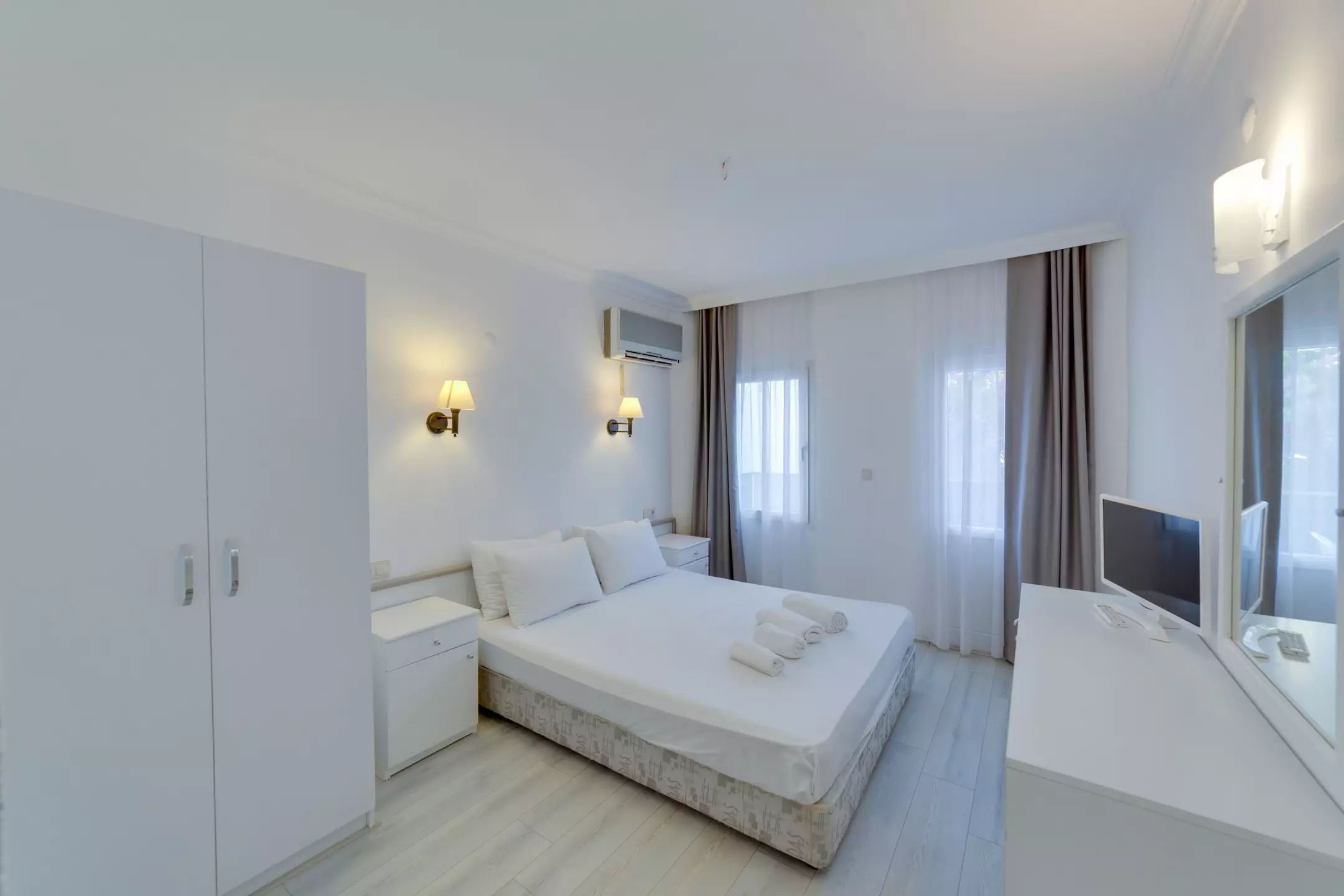 هتل The Hello Hotel بدروم