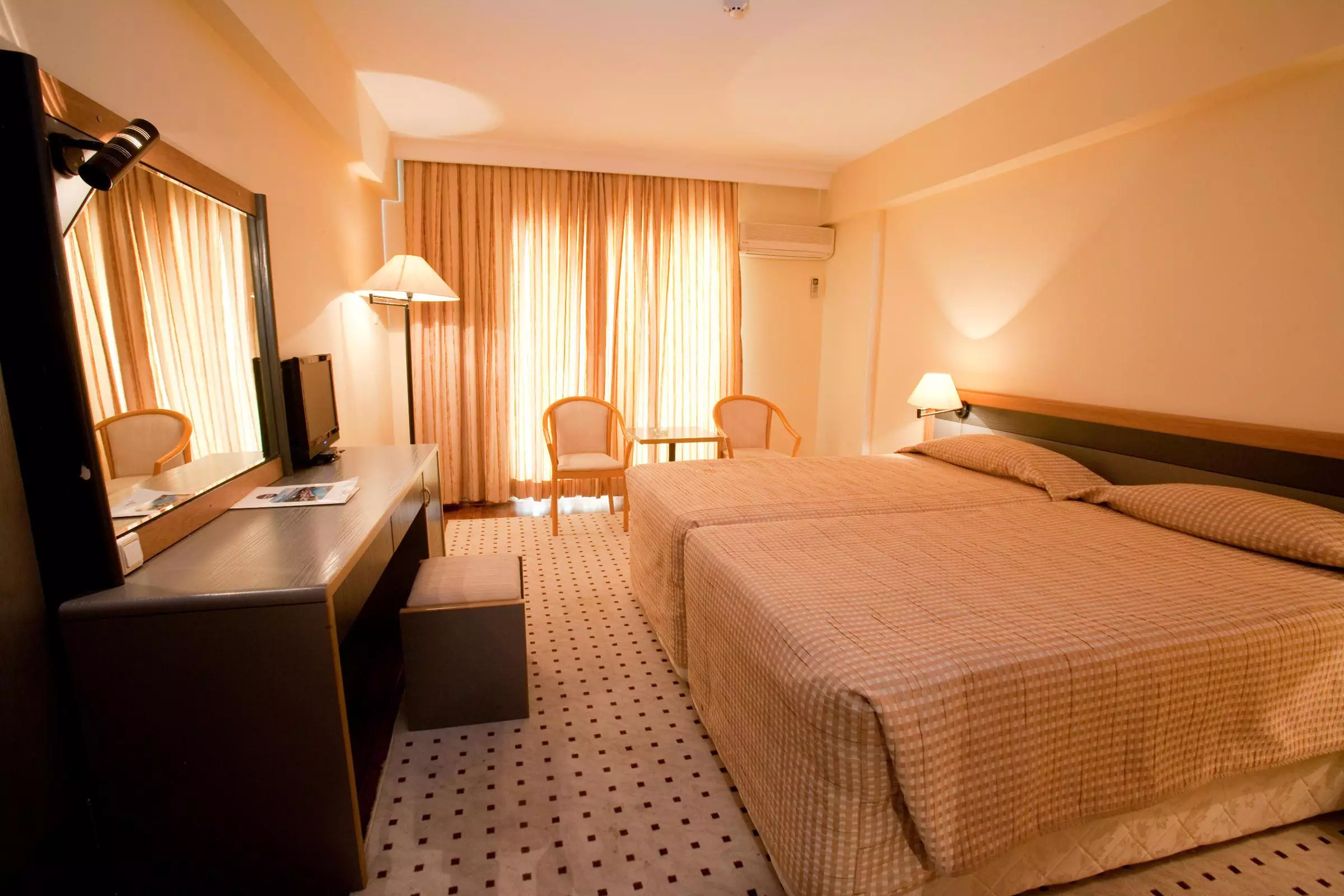 هتل Marina Hotel Kusadasi کوش آداسی
