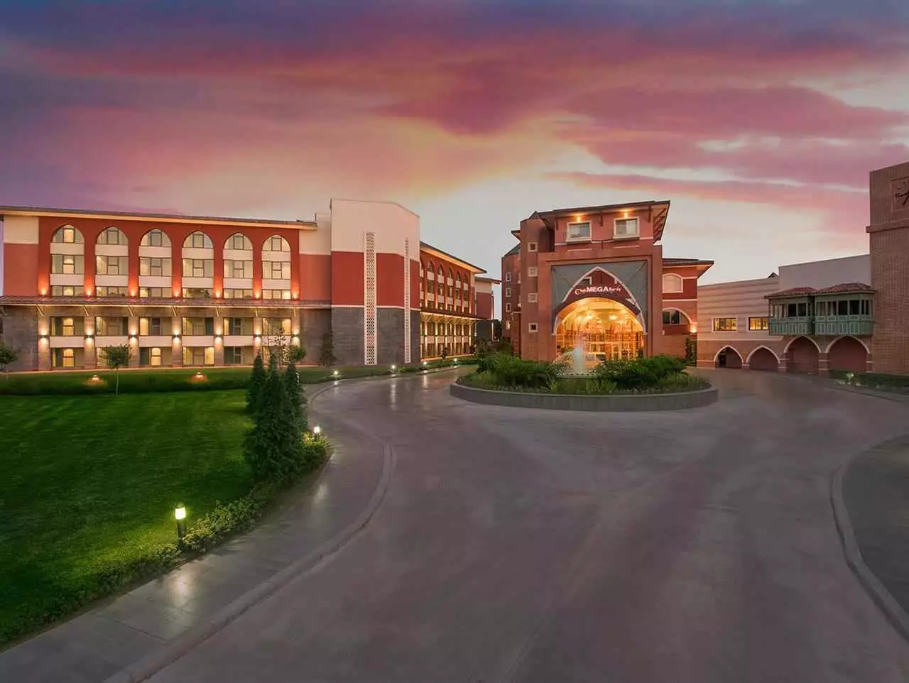 Alibaba https://cdn.alibaba.ir/ostorage/hotel-accommodation-images/69e7df10eb1ae654aaa165cb_Belek-Megasaray-Club-Belek-1.webp