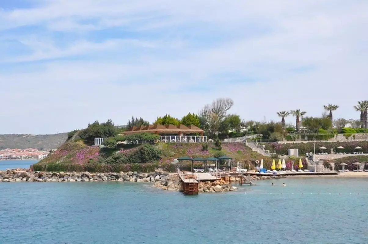 هتل Babaylon Hotel Cesme