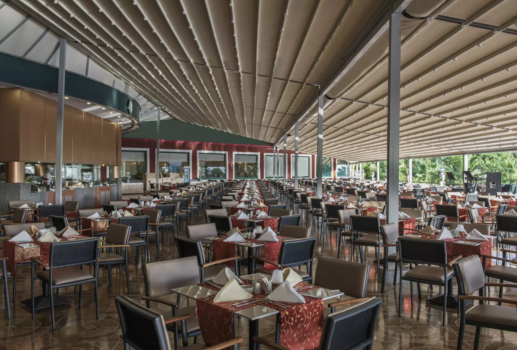 هتل Delphin Deluxe Okurcalar - Karaburun