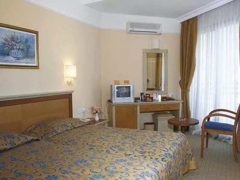 هتل Palm Hotel کوش آداسی