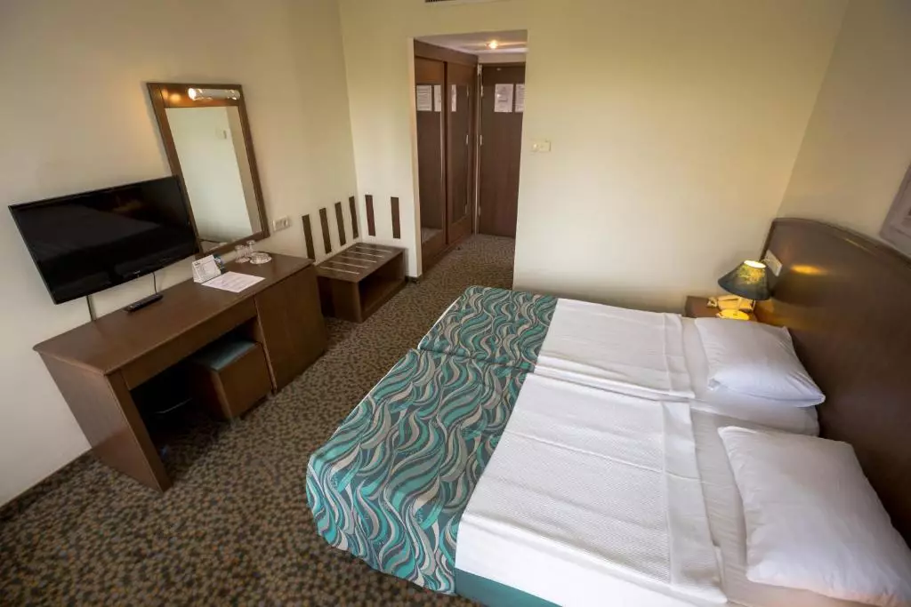 هتل Dosi Hotel آنتالیا