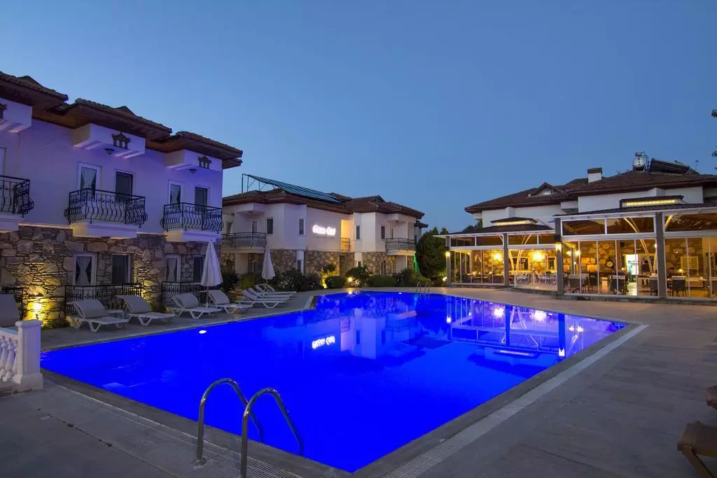 هتل Basar Hotel دالیان