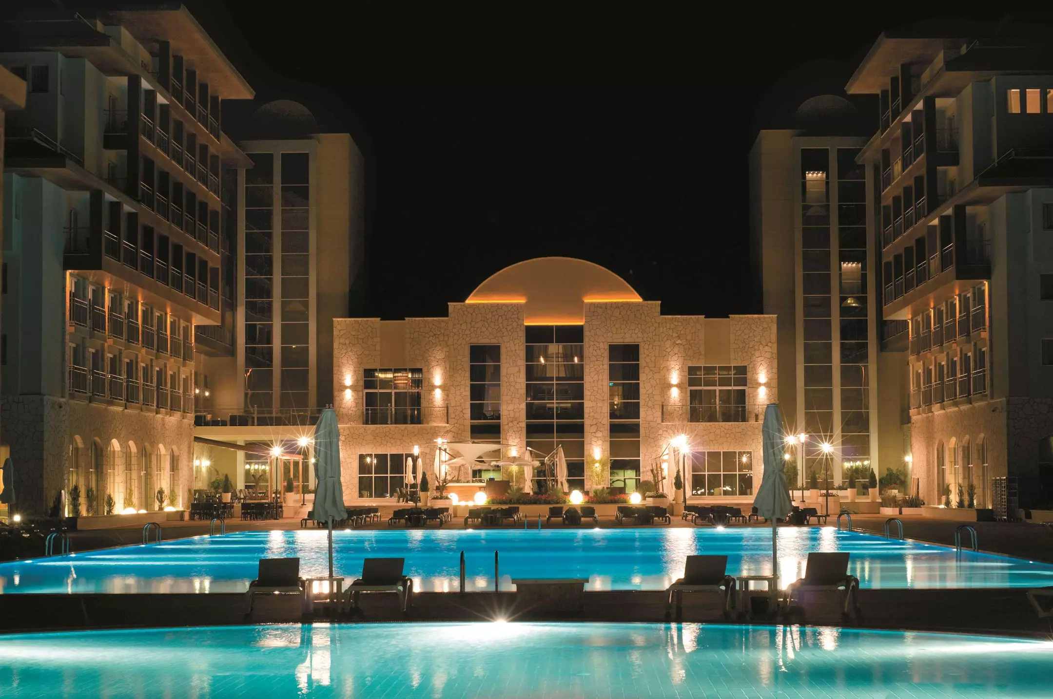 هتل Radisson Blu Resort & Spa Cesme Cesme