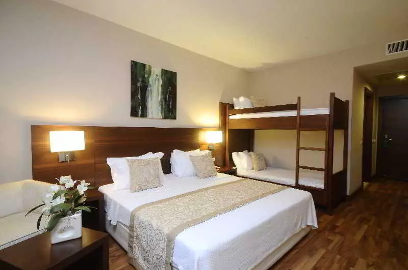 هتل Roma Beach Resort & Spa Gündogdu