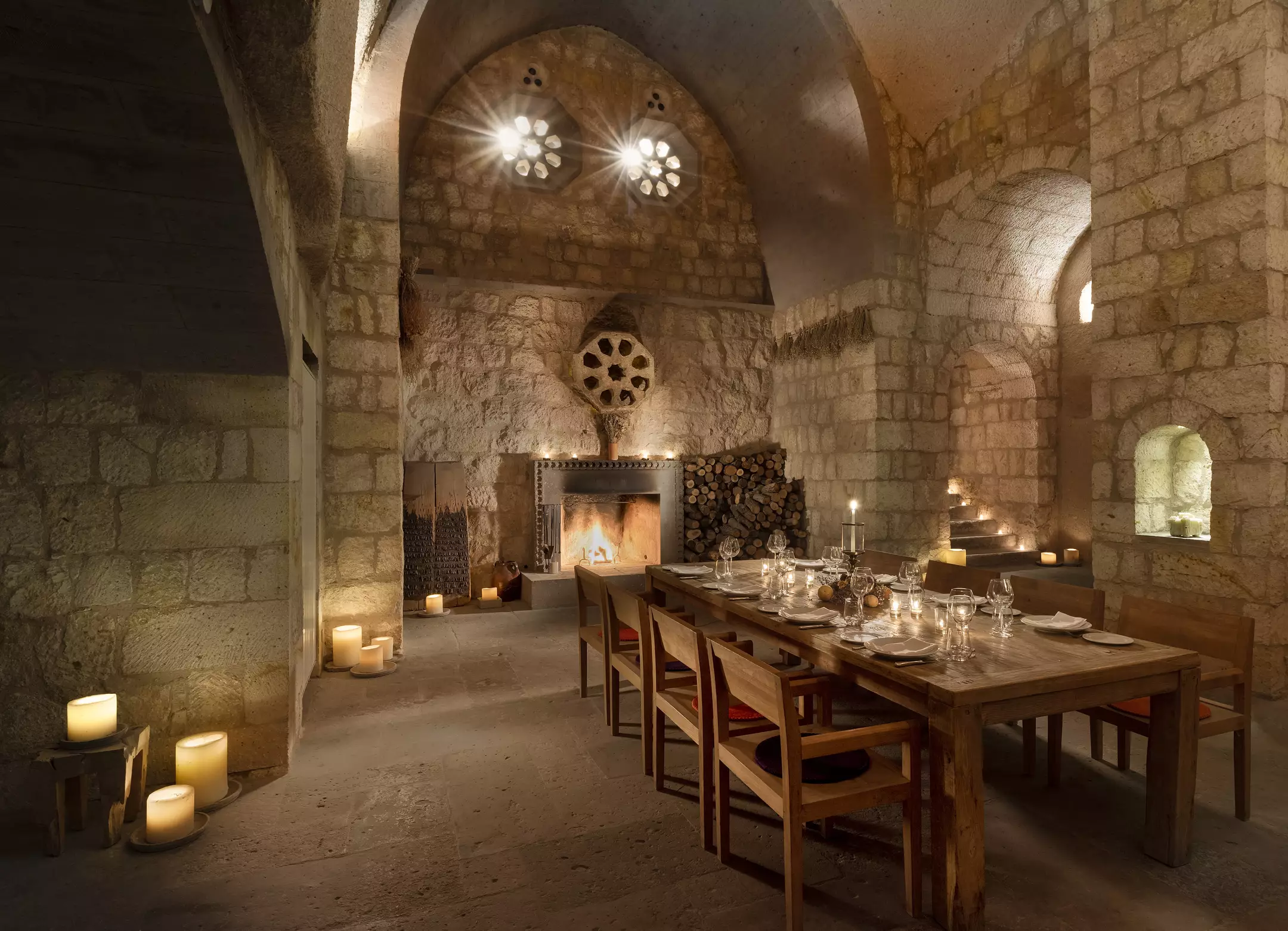 Alibaba https://cdn.alibaba.ir/ostorage/hotel-accommodation-images/69e8506161ec039ef7568f7f_Uchisar-Argos-In-Cappadocia-1.webp