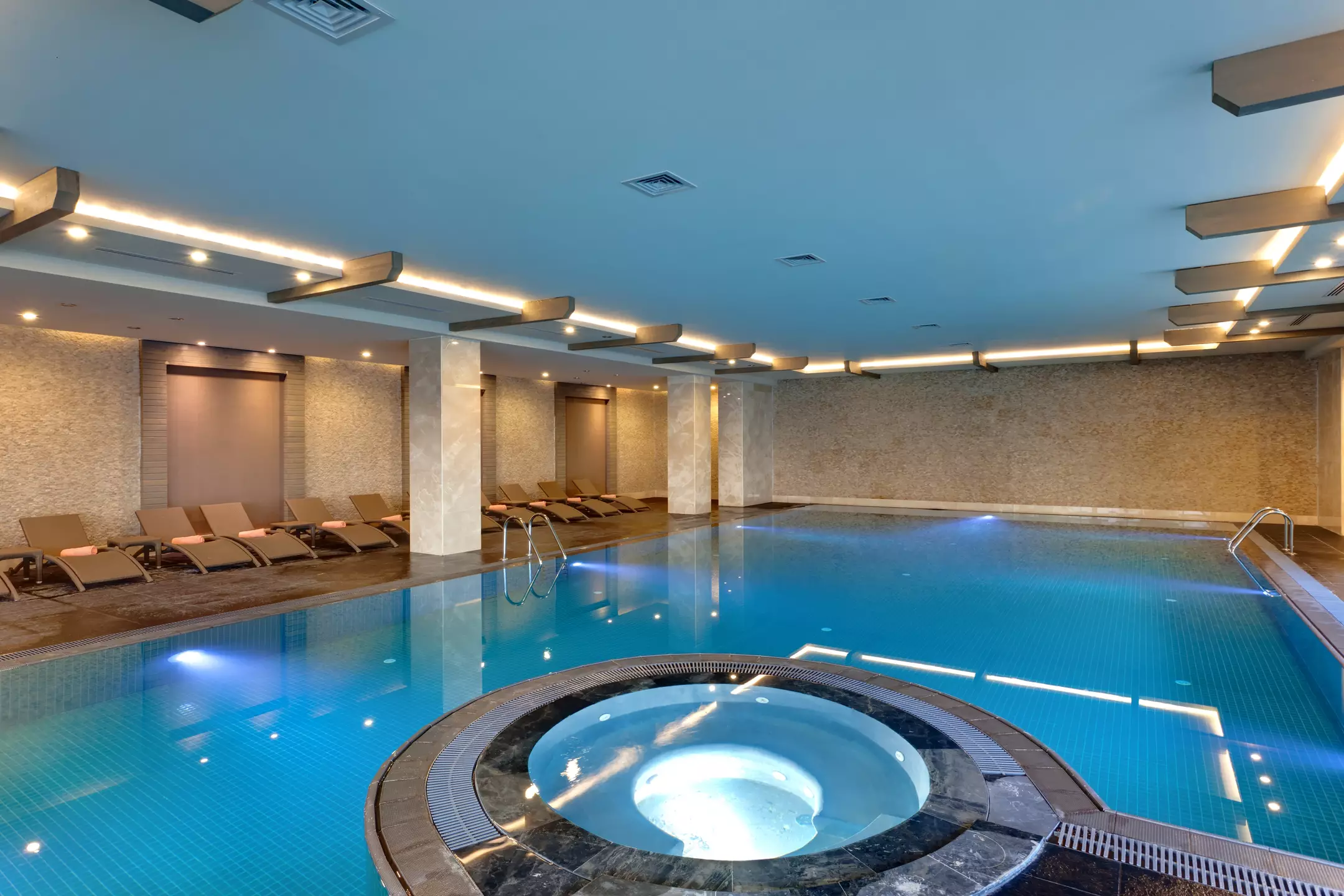 Alibaba https://cdn.alibaba.ir/ostorage/hotel-accommodation-images/69e85e1deb1ae654aaa18d05_Bogazkent-Sherwood-Dreams-Resort-1.webp