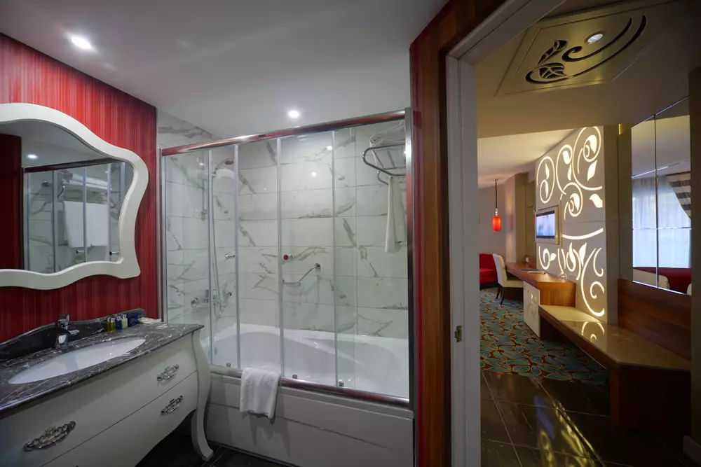 هتل Vikingen Infinity Resort & Spa آلانیا