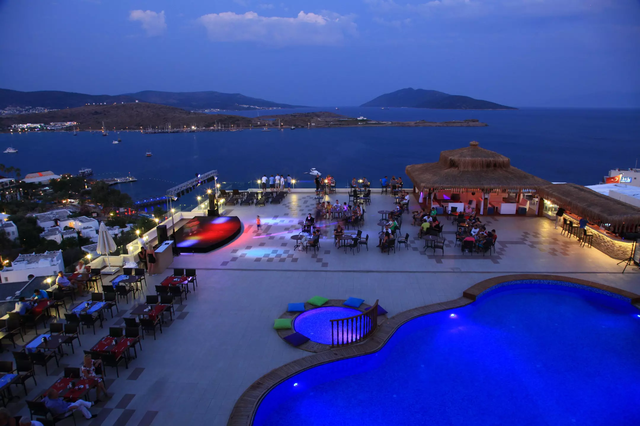 Alibaba https://cdn.alibaba.ir/ostorage/hotel-accommodation-images/69e8875f61ec039ef7569b8e_Gumbet-Royal-Arena-Resort--Spa-Hotel-1.webp