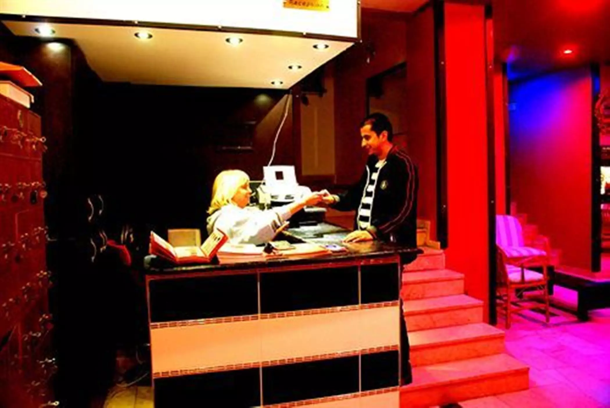 Alibaba https://cdn.alibaba.ir/ostorage/hotel-accommodation-images/69e8973feb1ae654aaa19600_Marmaris-Hotel-London-Blue-1.webp
