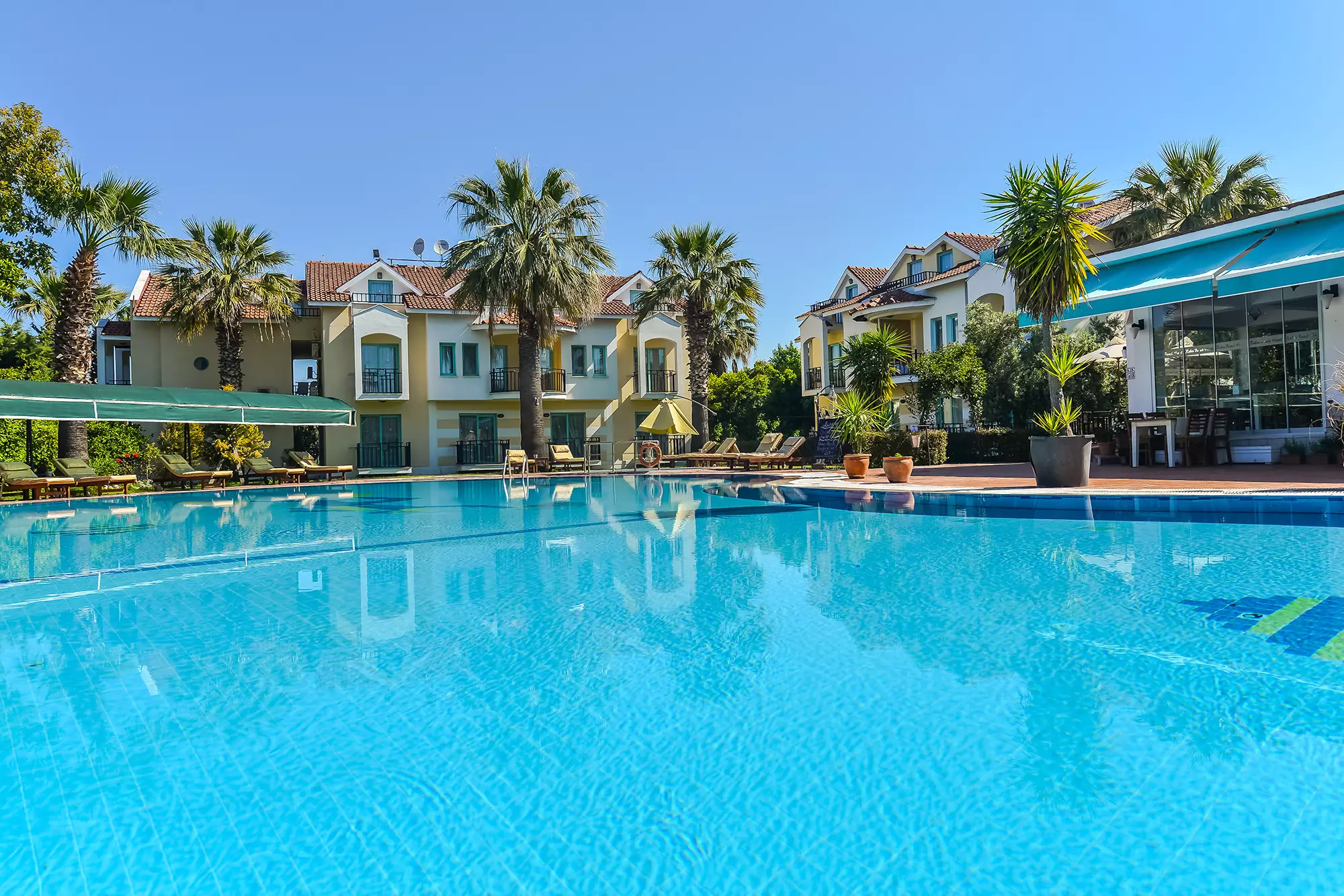 هتل Rebin Beach فاتیح