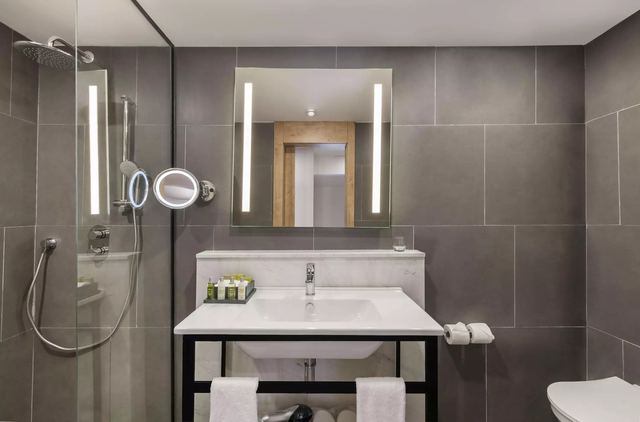 هتل DoubleTree by Hilton Antalya-Kemer کمر