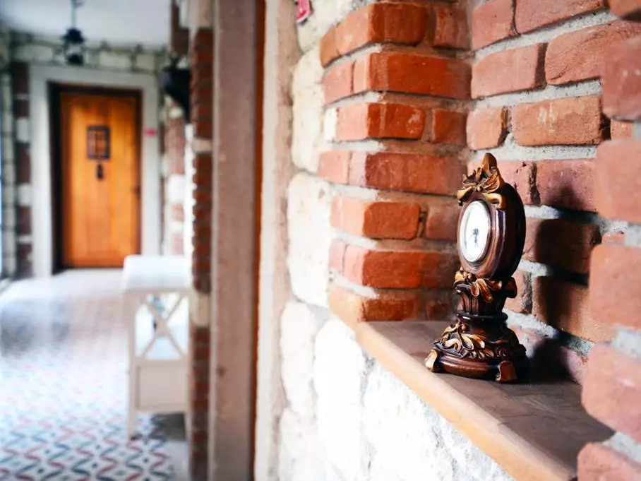 Alibaba https://cdn.alibaba.ir/ostorage/hotel-accommodation-images/69e8f38261ec039ef756b373_Alacati-Imren-Han-Hotel-1.webp