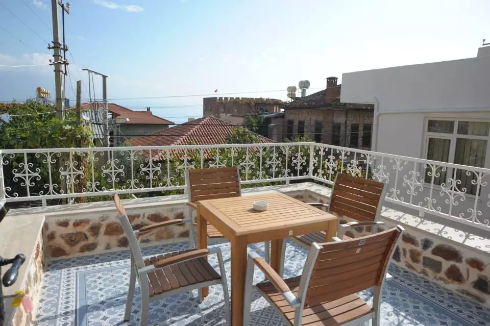هتل The Lemon Villa Hotel آلانیا