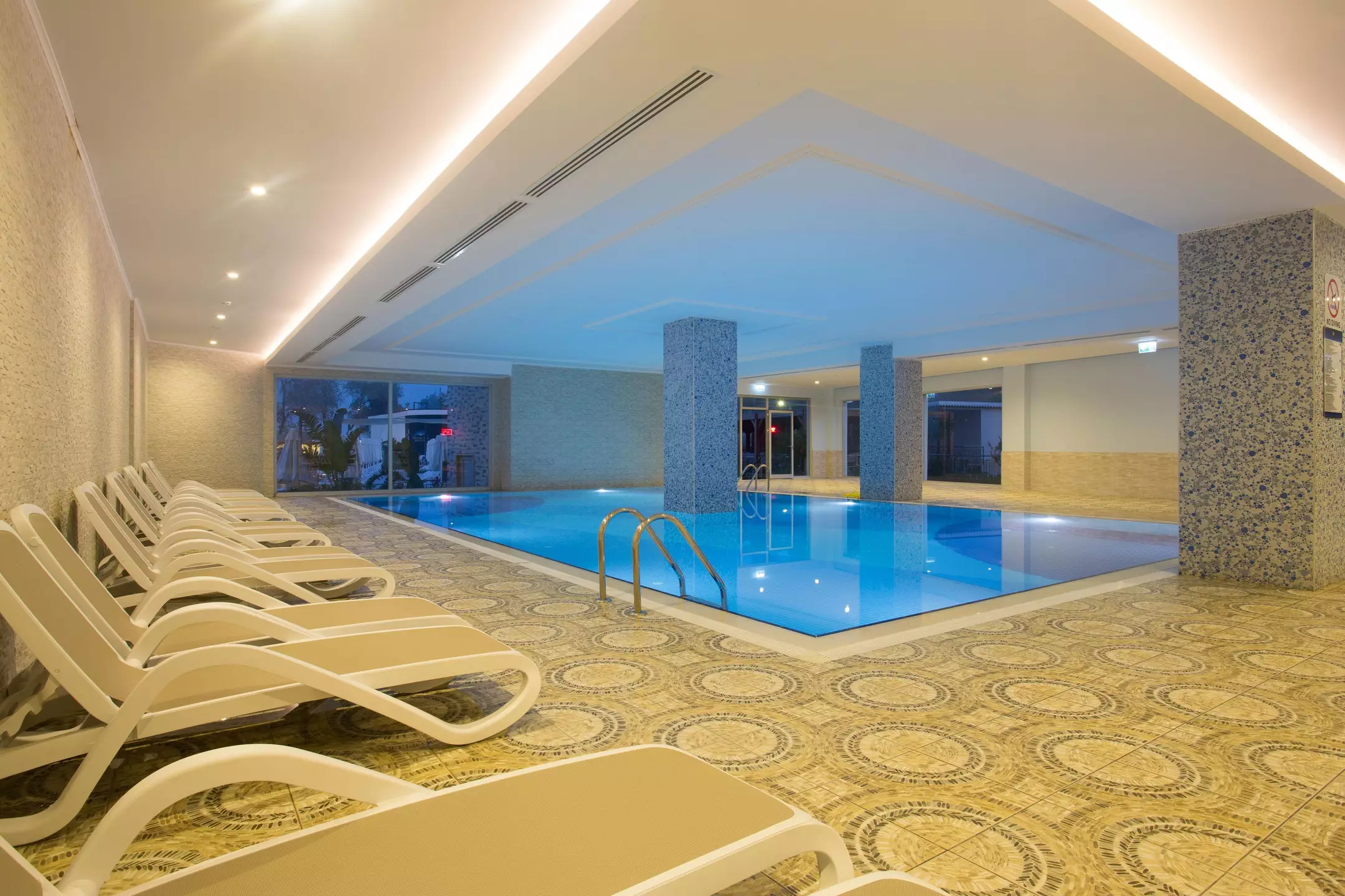Alibaba https://cdn.alibaba.ir/ostorage/hotel-accommodation-images/69e90cf461ec039ef756b833_Manavgat-Water-Side-Resort--Spa-1.webp