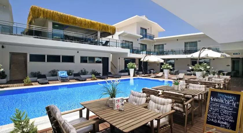 Alibaba https://cdn.alibaba.ir/ostorage/hotel-accommodation-images/69e9188161ec039ef756bad9_Cesme-The-D-Hotel-Cesme-Spa--Resort-1.webp