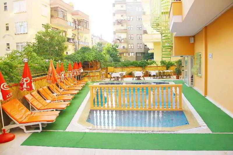 هتل Happy Homes Apart Hotel آلانیا
