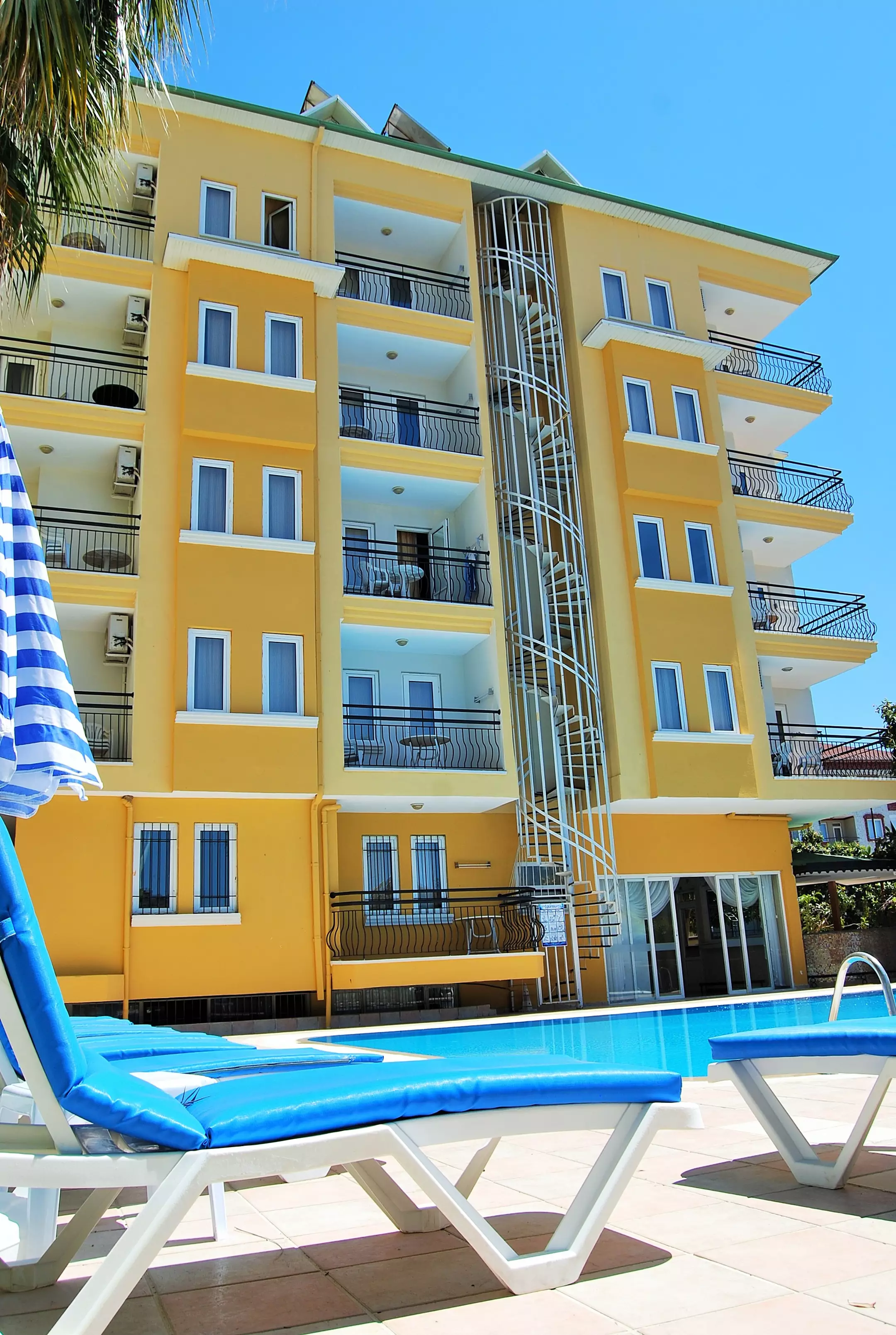 هتل Select Apart Hotel آلانیا