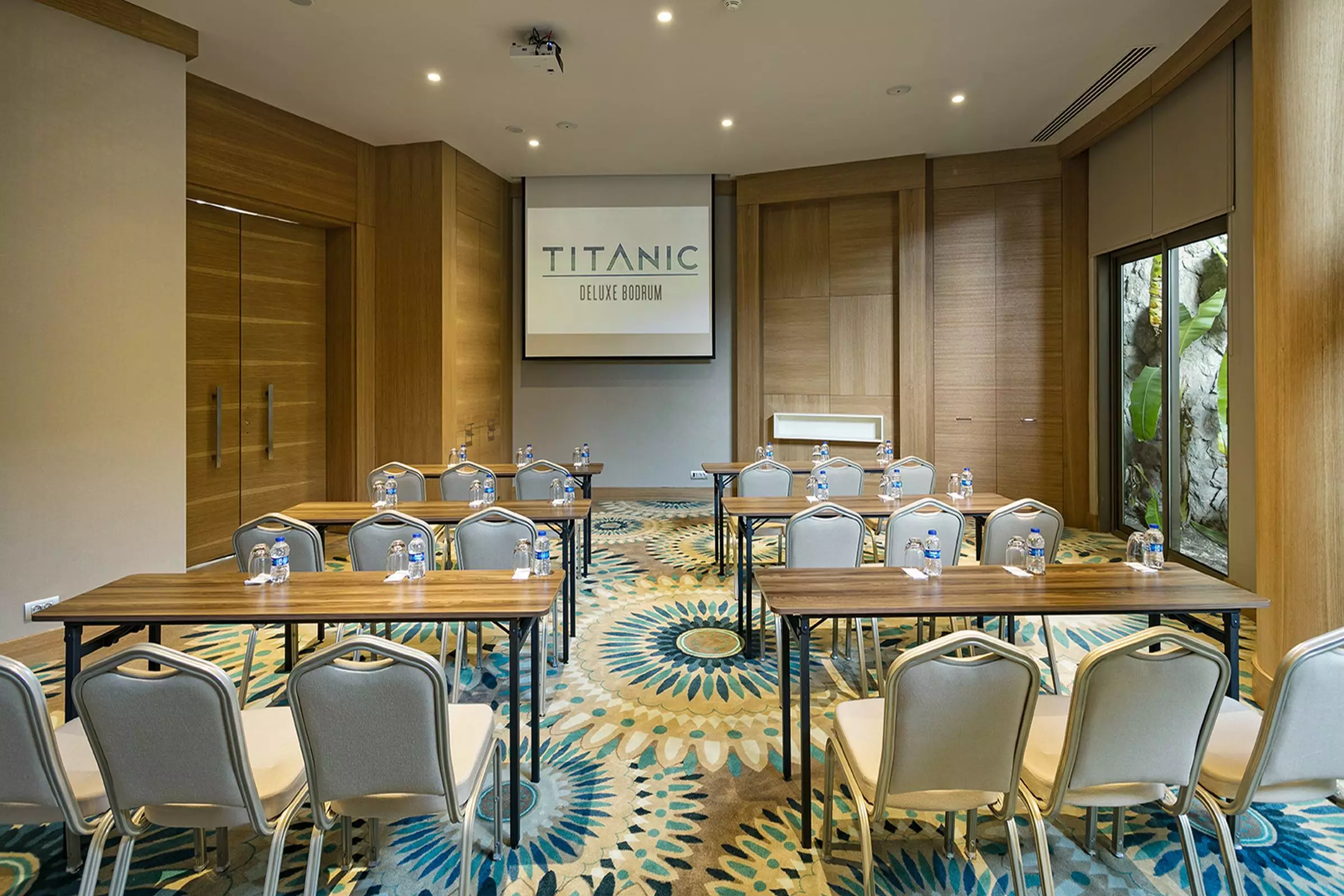 هتل Titanic Deluxe Bodrum بدروم