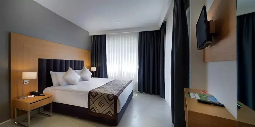 Alibaba https://cdn.alibaba.ir/ostorage/hotel-accommodation-images/69e93f8deb1ae654aaa1b56b_Kusadasi-Ramada-Hotel--Suites-by-Wyndham-Kusadasi-1.webp