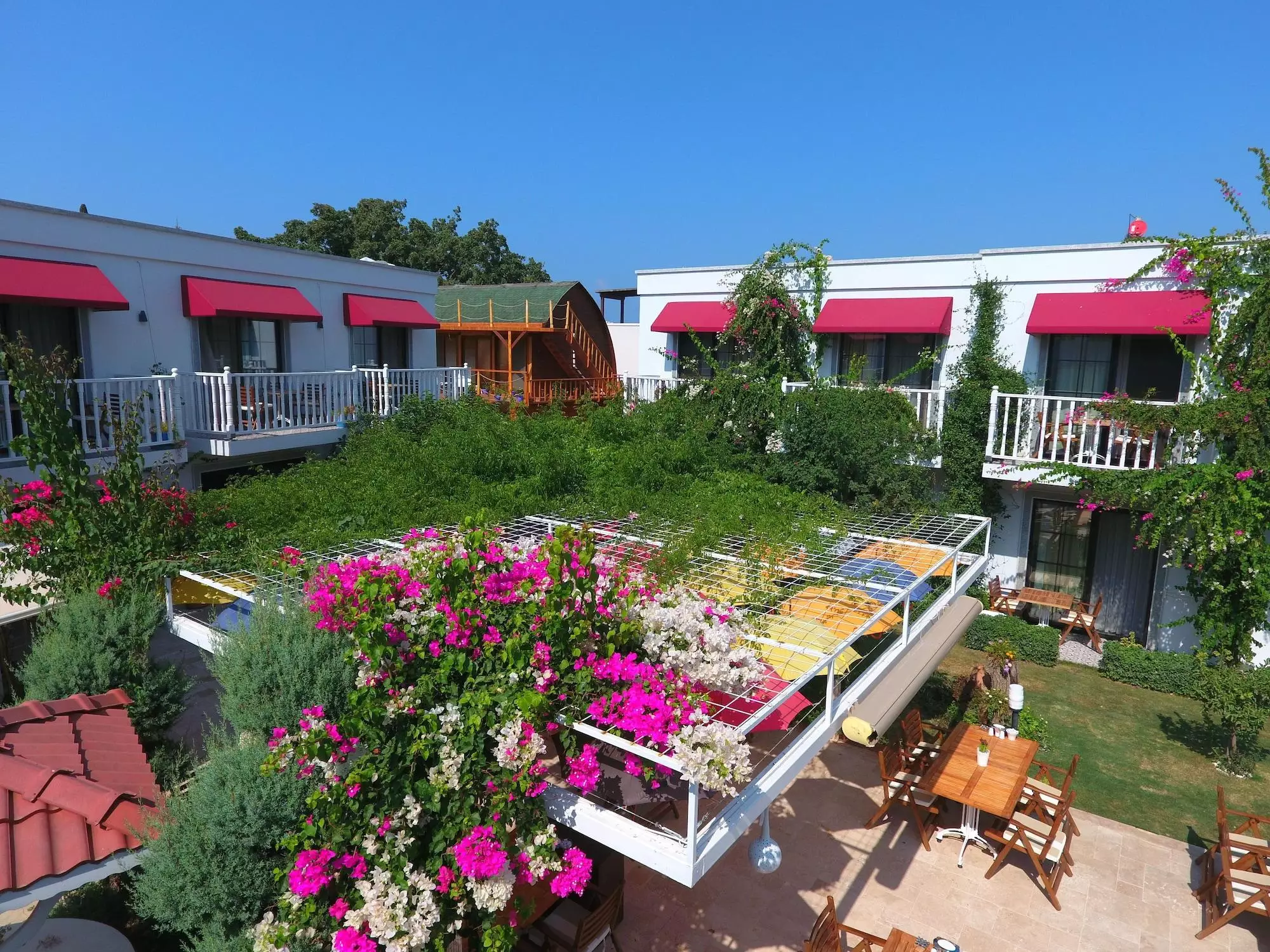 Alibaba https://cdn.alibaba.ir/ostorage/hotel-accommodation-images/69e9437c61ec039ef756c247_G-ndogan-Villa-Rustica-Hotel-1.webp