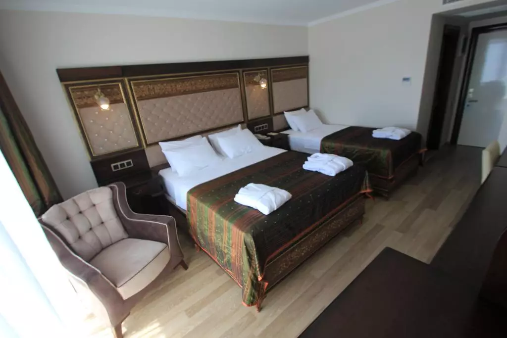 Alibaba https://cdn.alibaba.ir/ostorage/hotel-accommodation-images/69e981bd61ec039ef756d526_Kusadasi-Royal-Palace-Kusadasi-1.webp
