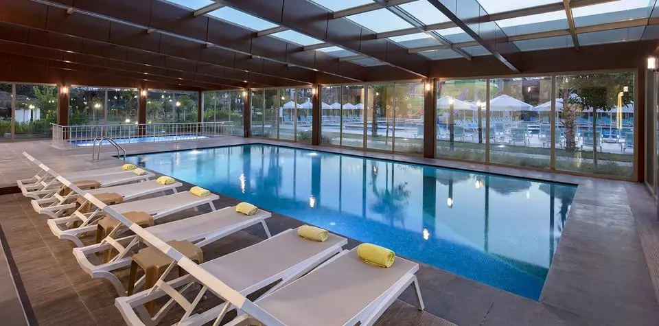 هتل Dosinia Luxury Resort کمر