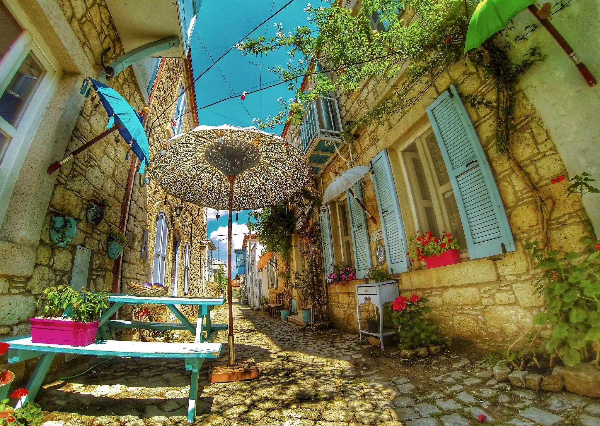 Alibaba https://cdn.alibaba.ir/ostorage/hotel-accommodation-images/69e9b768eb1ae654aaa1c6eb_Alacati-Maison-D-Azur-Boutique-Hotel-0.webp