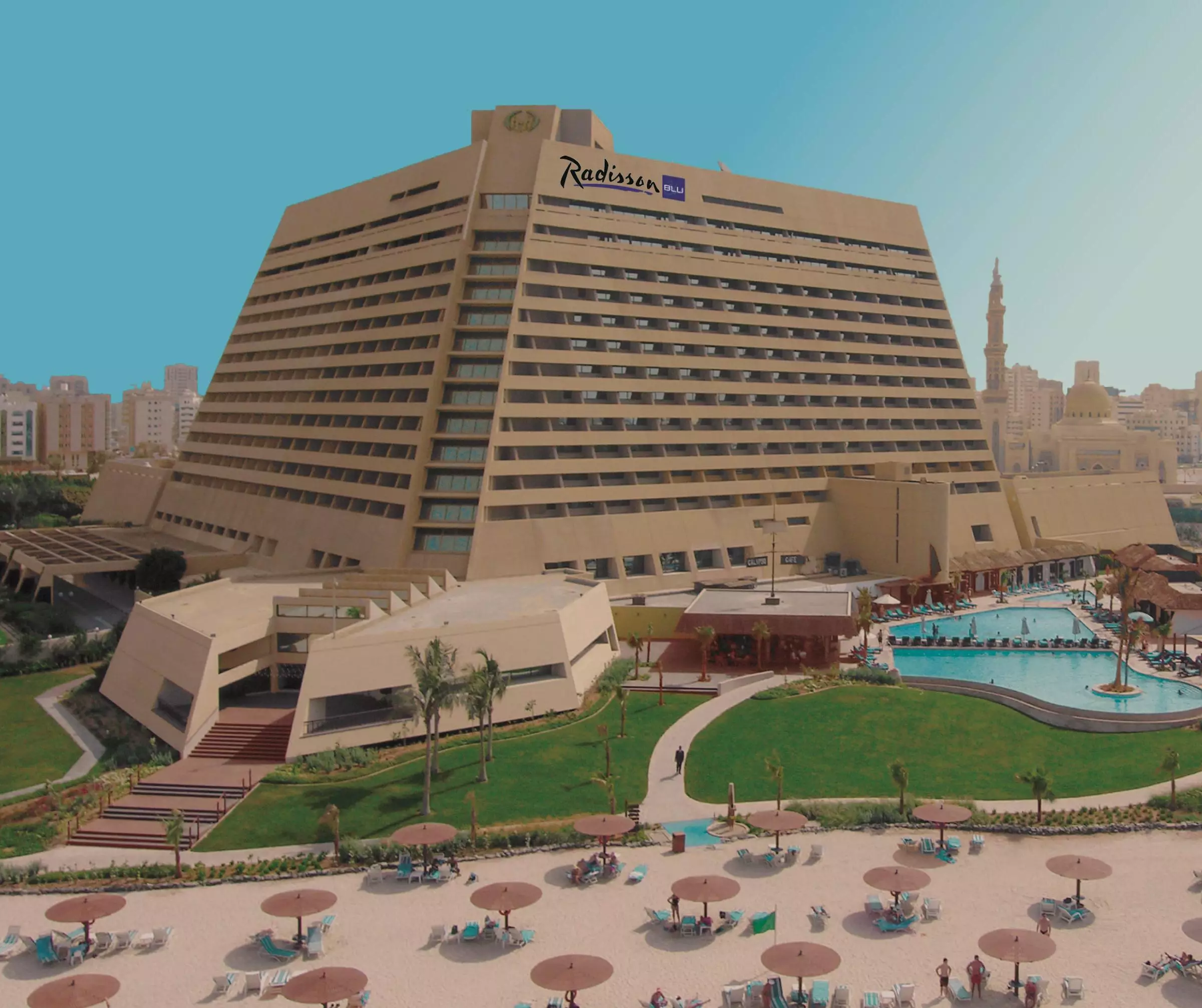 هتل Radisson Blu Resort Sharjah شارجه