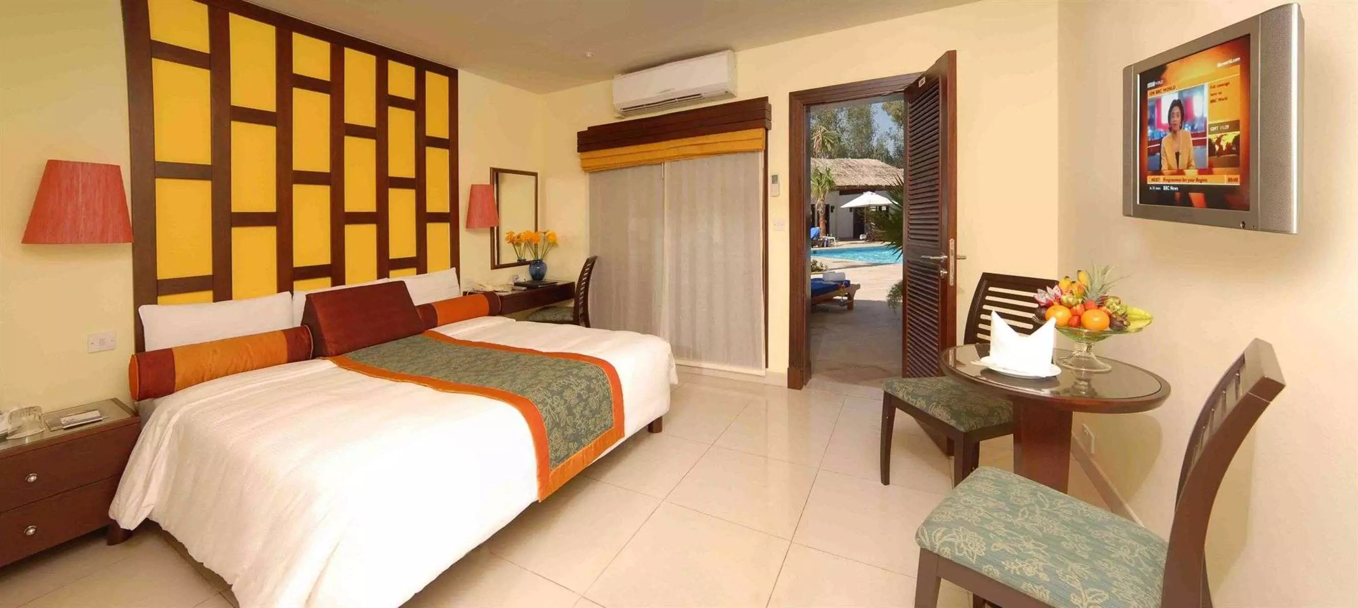 هتل Radisson Blu Resort Sharjah شارجه