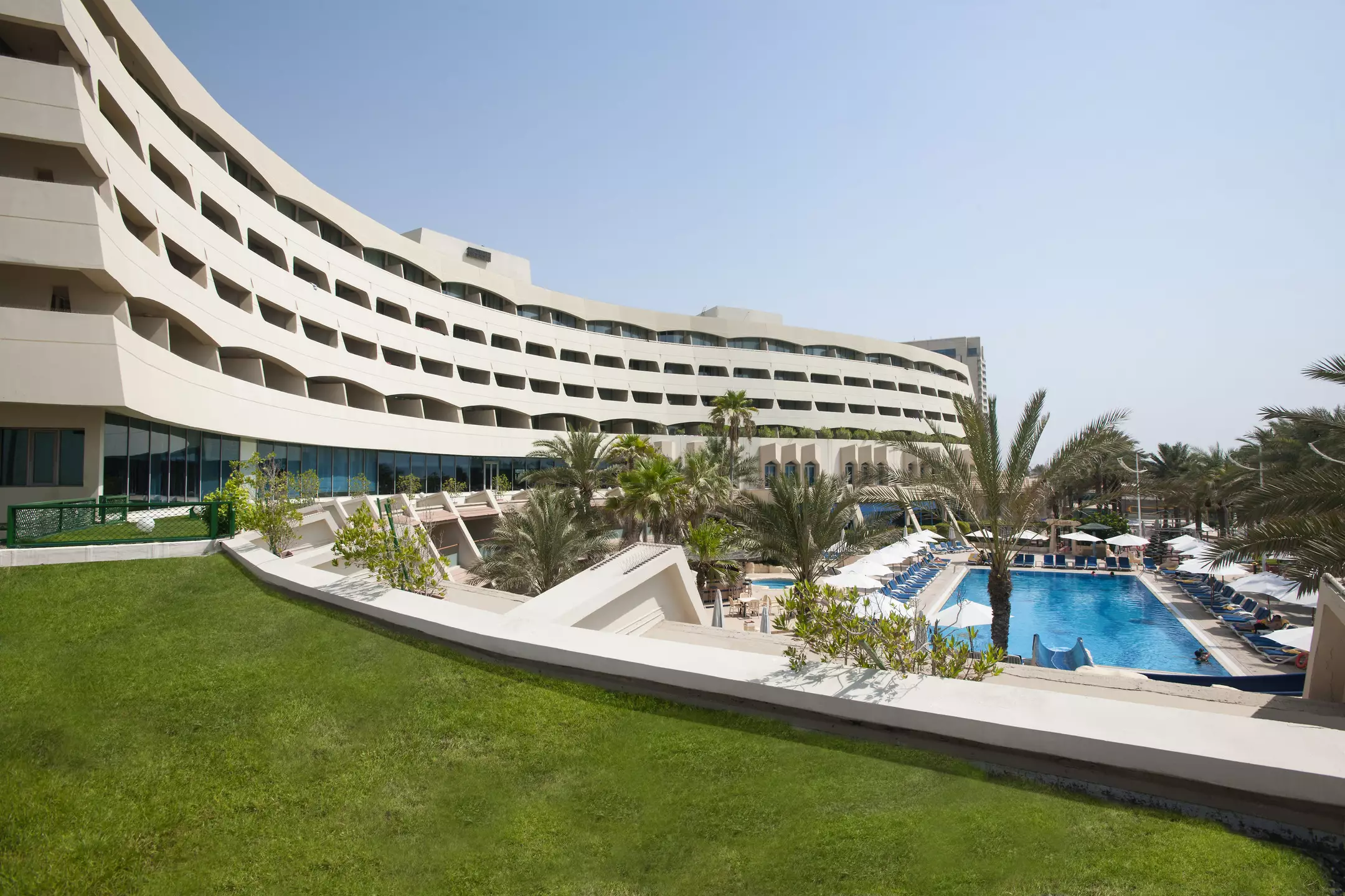 Alibaba https://cdn.alibaba.ir/ostorage/hotel-accommodation-images/69e9fa0feb1ae654aaa1d17e_Sharjah-Occidental-Sharjah-Grand-0.webp