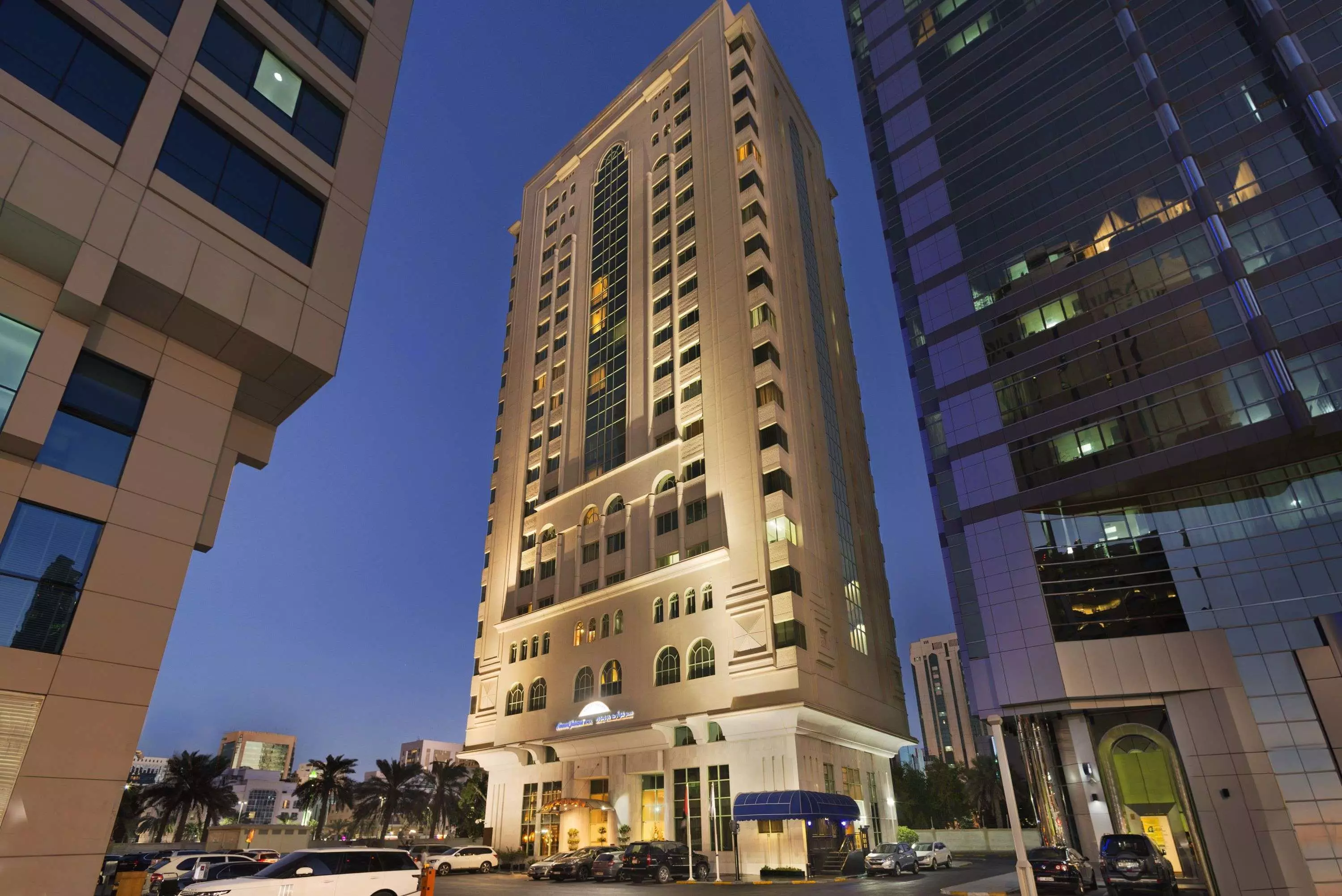 Alibaba https://cdn.alibaba.ir/ostorage/hotel-accommodation-images/69ea0aaaeb1ae654aaa1d48b_Abu-Dhabi-Howard-Johnson-by-Wyndham-Abu-Dhabi-0.webp