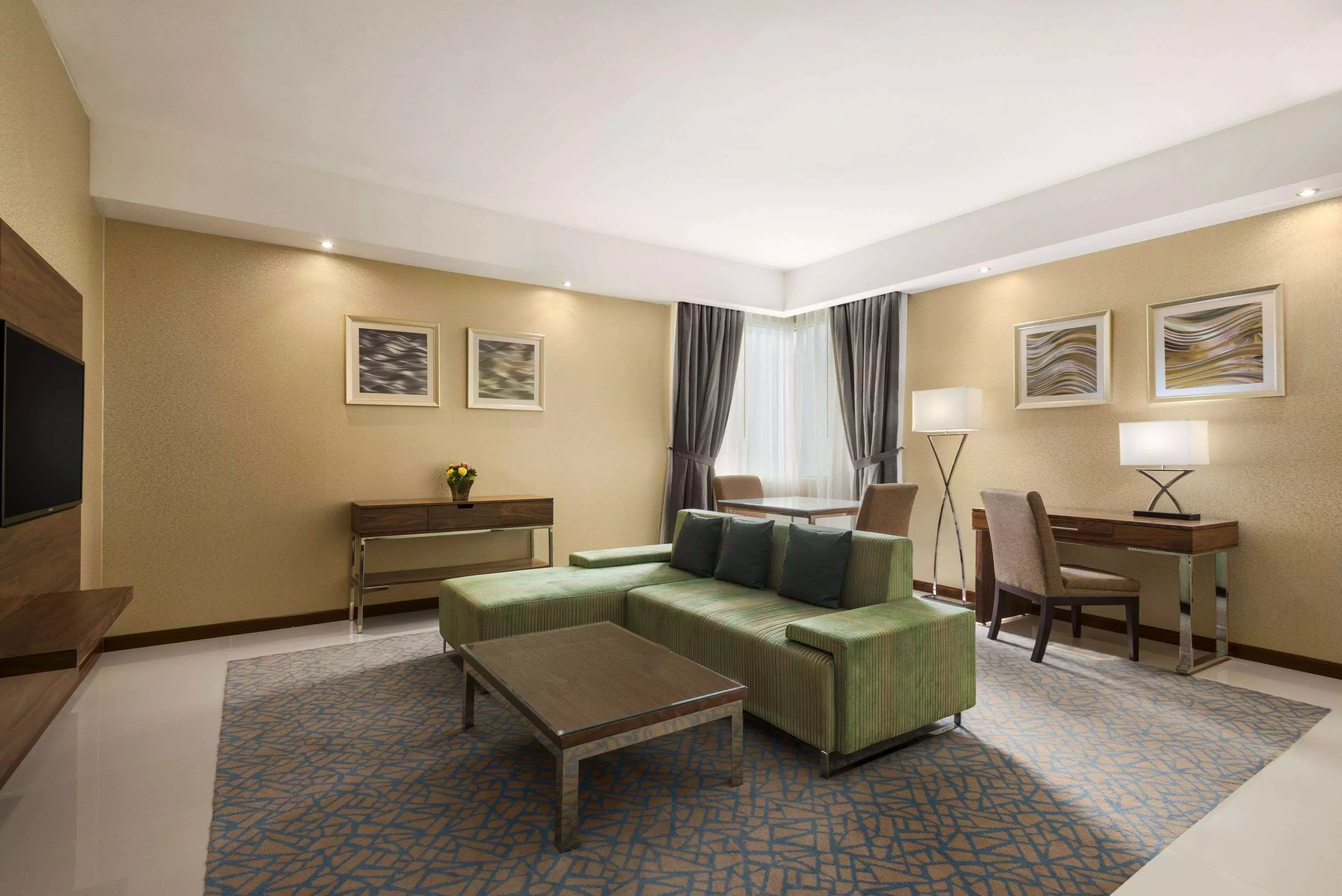 هتل Howard Johnson by Wyndham Abu Dhabi ابوظبی