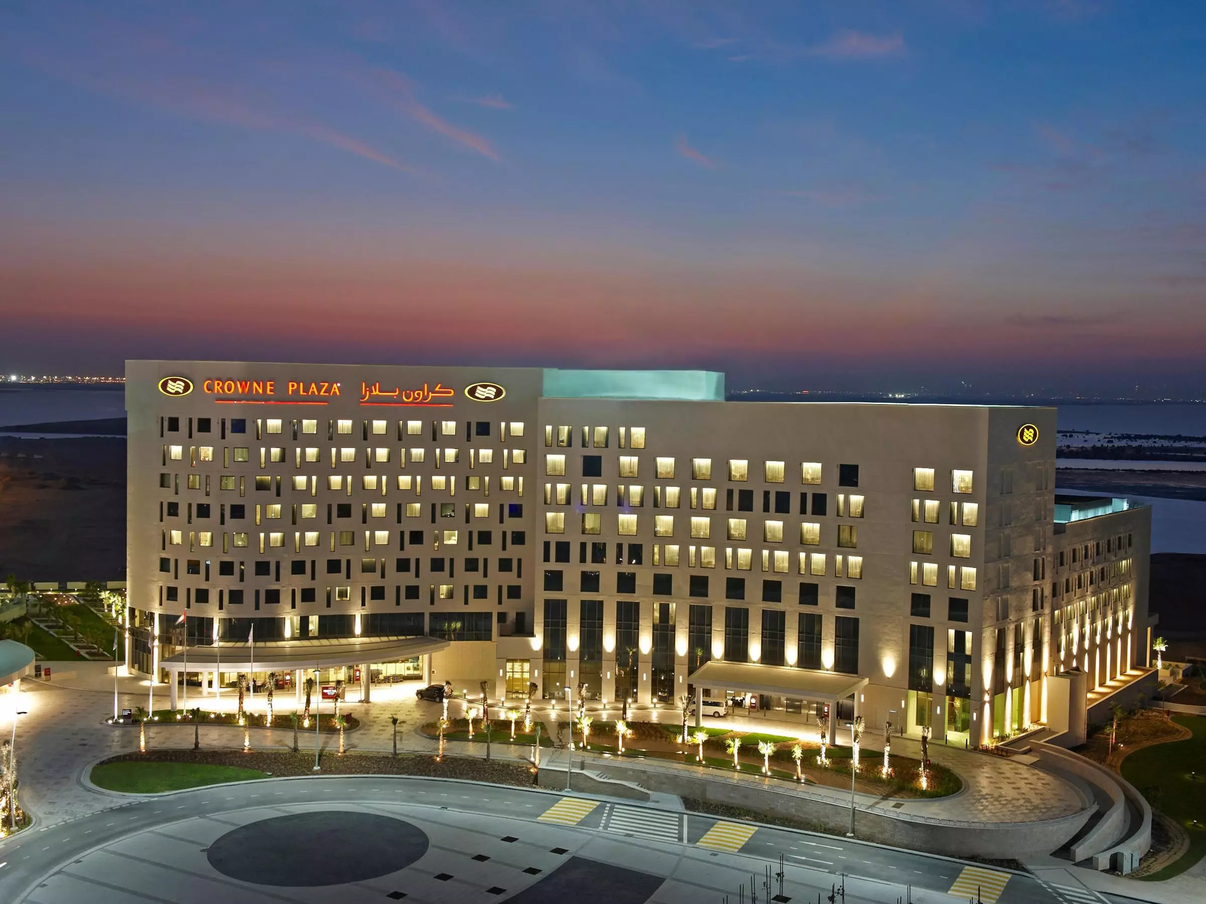 Alibaba https://cdn.alibaba.ir/ostorage/hotel-accommodation-images/69ea0f49eb1ae654aaa1d646_Abu-Dhabi-Crowne-Plaza-Abu-Dhabi--Yas-Island-0.webp